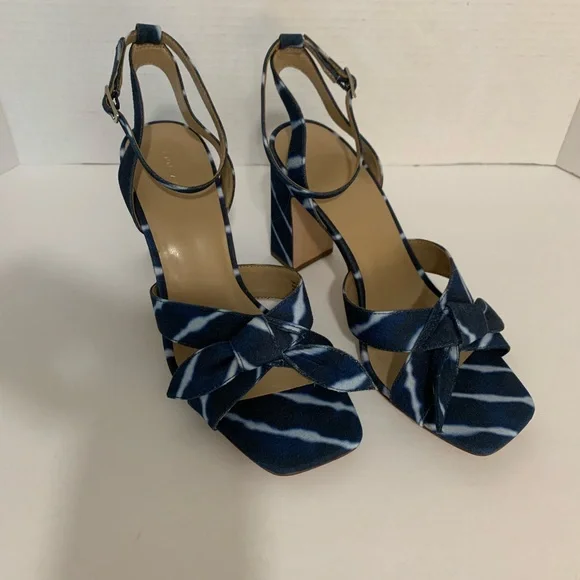 Ann Taylor Tie Dye Sandals Blue Wave High Heel Size 8 EUC - Picture 2 of 4